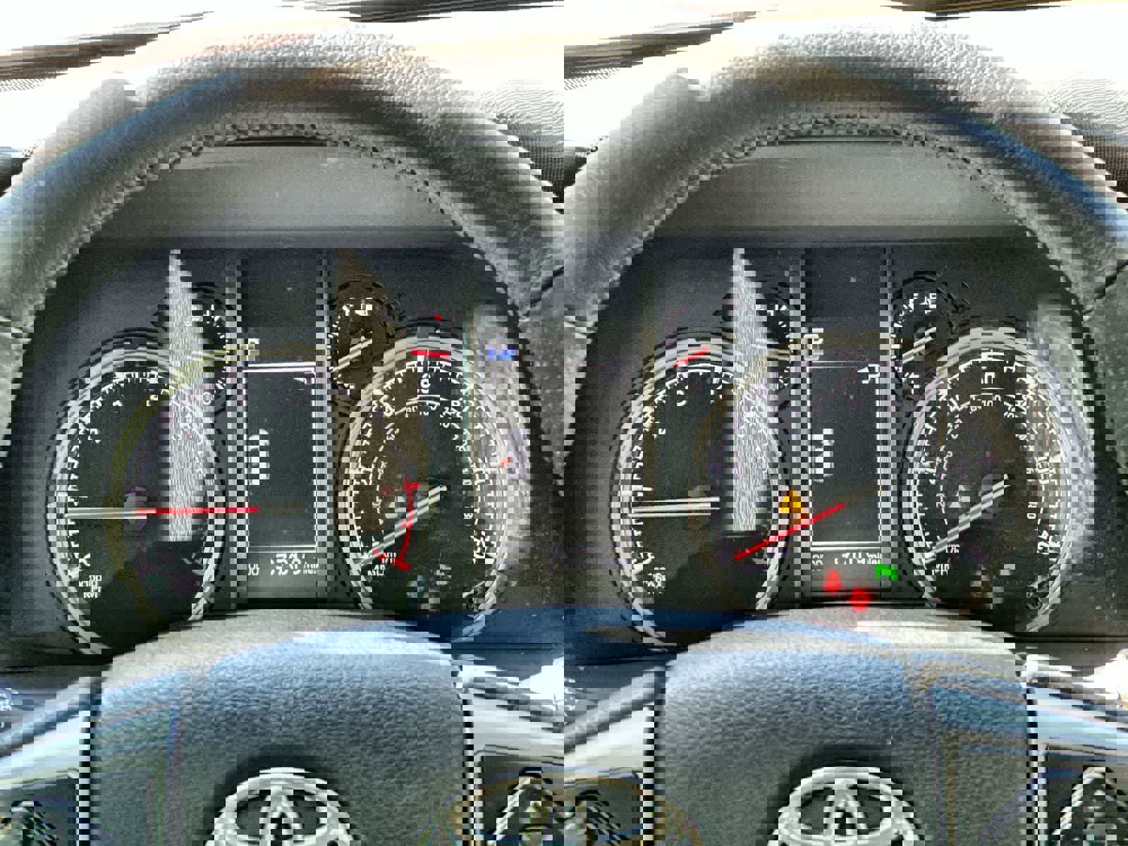 Used 2022 Toyota 4Runner Limited image 24