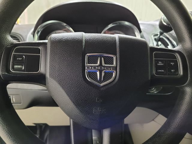 Used 2017 Dodge Grand Caravan SE image 31