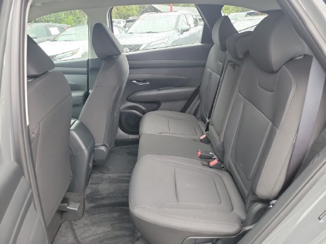 Used 2026 Hyundai Tucson SE FWD image 12