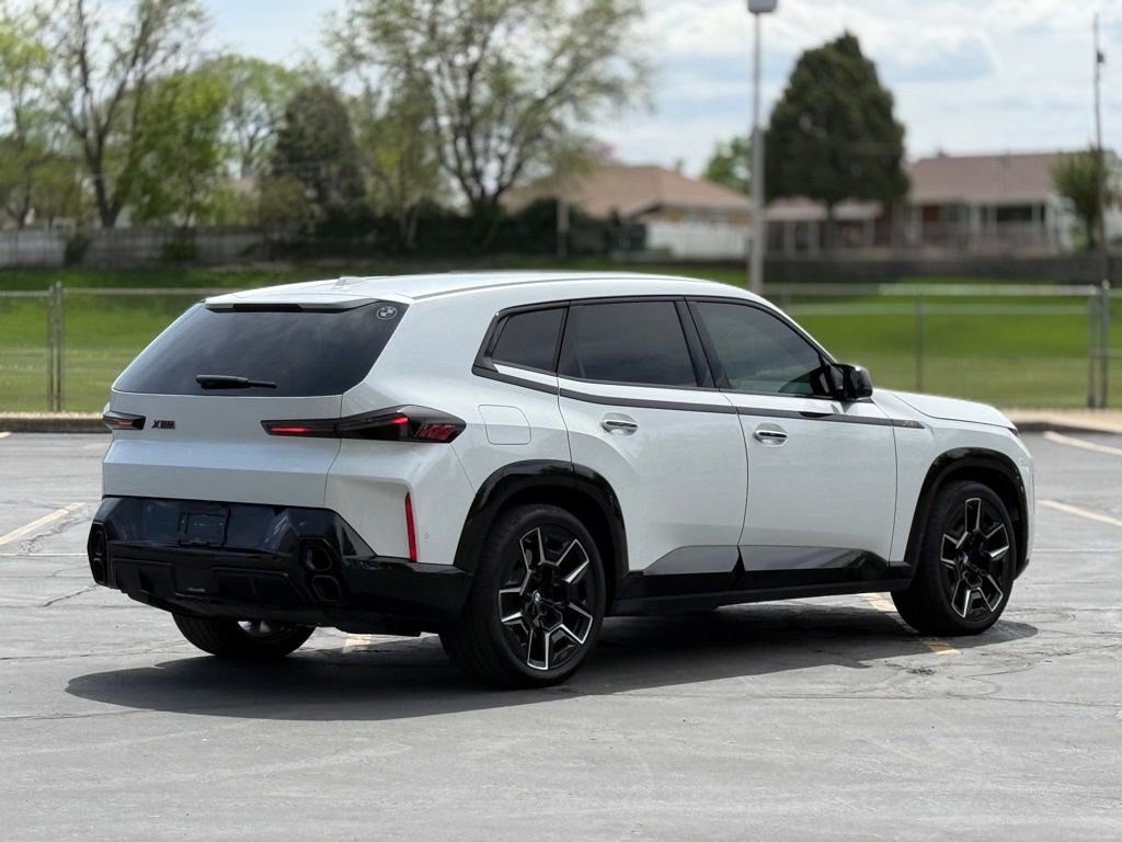 Used 2025 BMW XM image 5