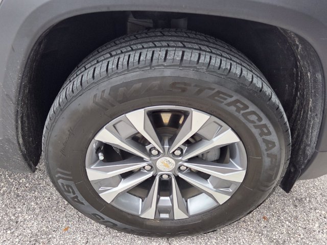 Used 2025 Chevrolet Equinox LT w/ Convenience Package II AWD/4WD image 10