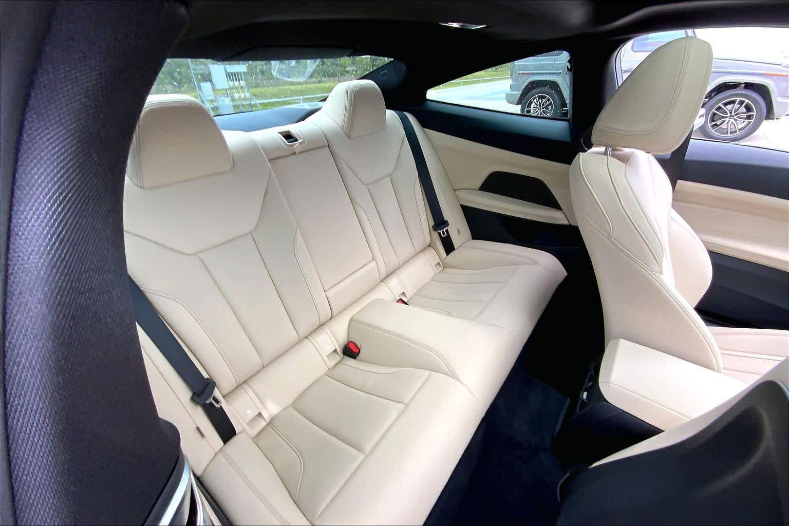 Certified 2026 BMW 430i Coupe w/ Parking Assistance Package RWD image 18