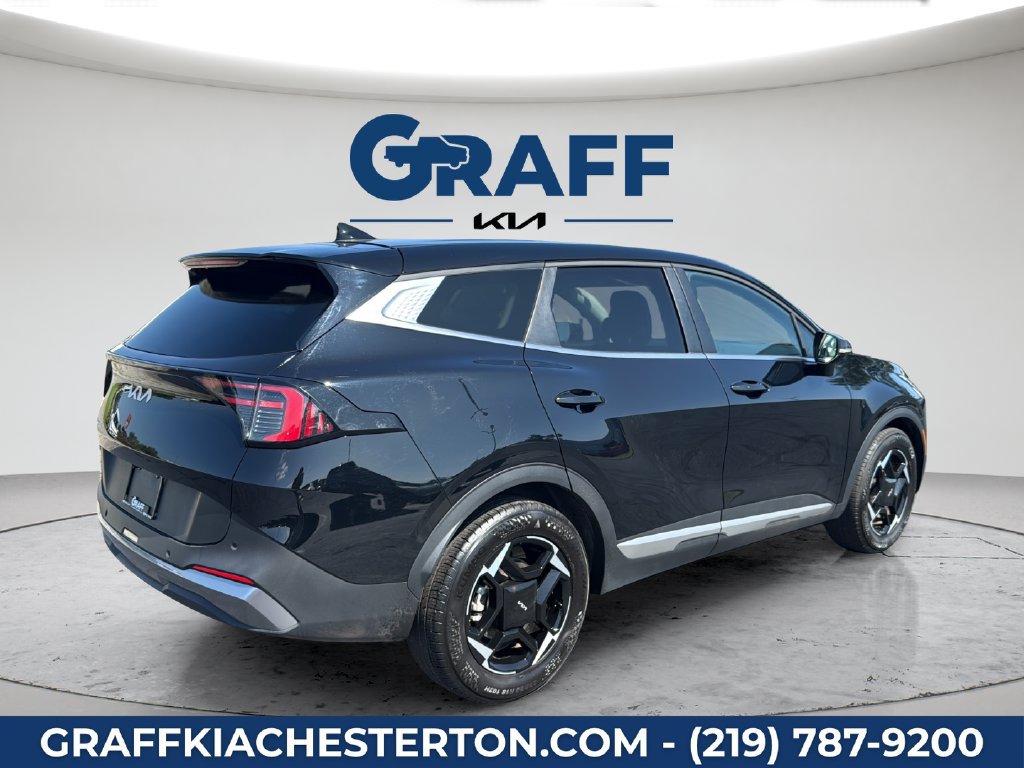 Used 2026 Kia Sportage EX FWD image 8