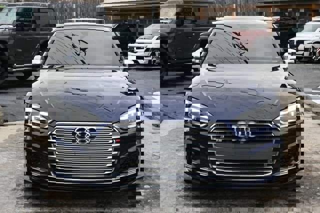 Used 2018 Audi S5 Prestige w/ S Sport Package image 2