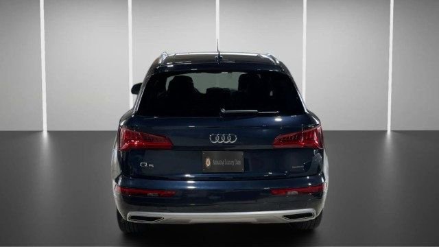 Used 2020 Audi Q5 Prestige image 7