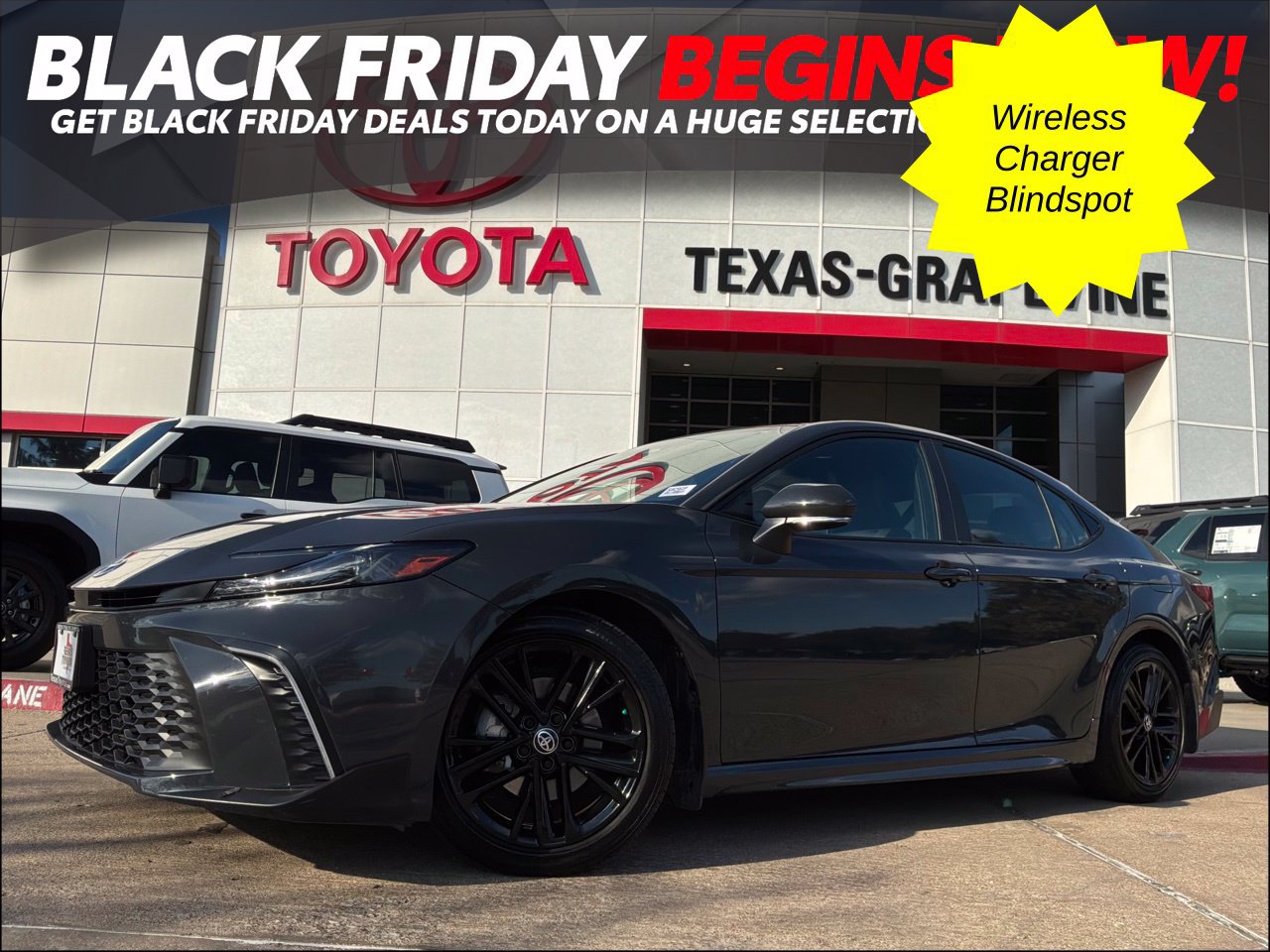 Used 2025 Toyota Camry SE w/ Multimedia Upgrade Package
