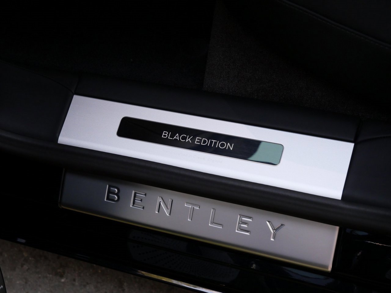 New 2025 Bentley Flying Spur Plug-In Hybrid image 19