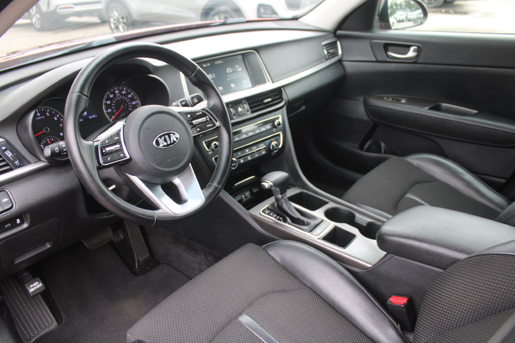Used 2019 Kia Optima S FWD image 21