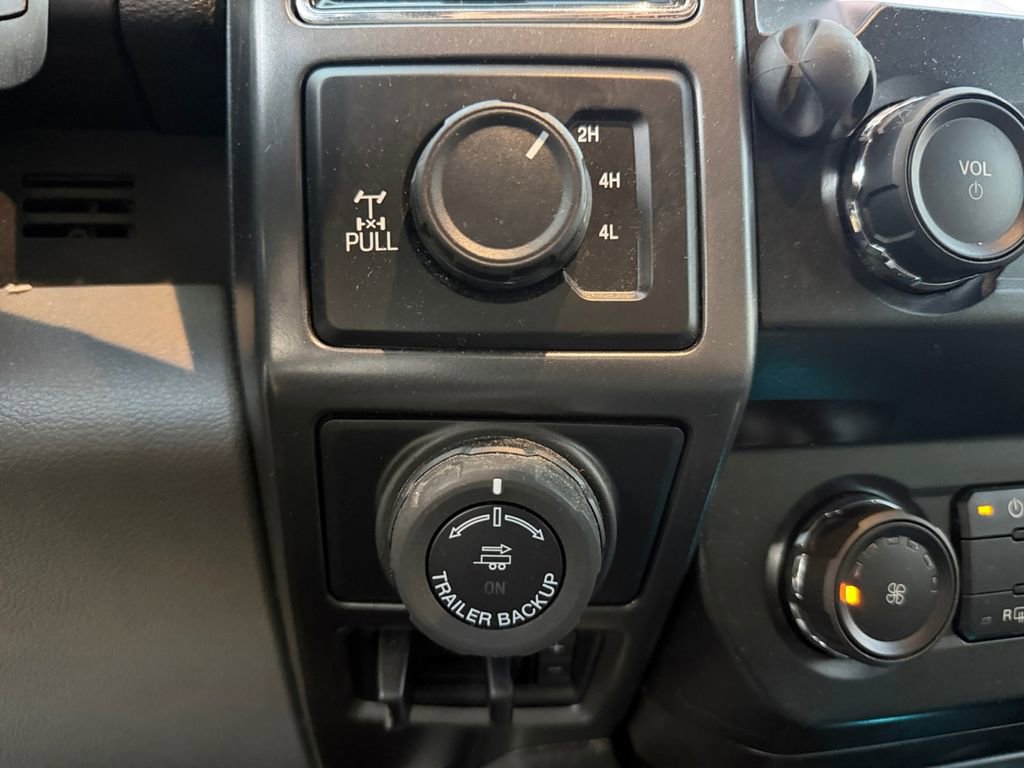 Used 2019 Ford F150 XLT w/ Trailer Tow Package image 10