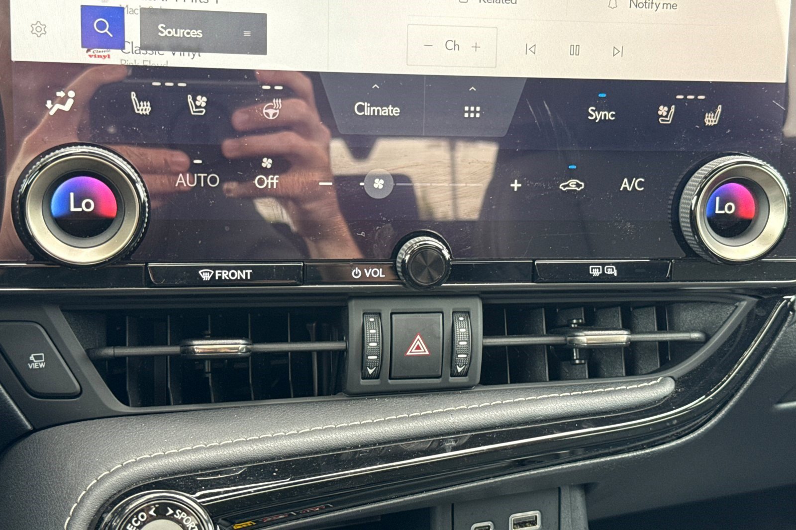 Used 2025 Lexus NX 350h AWD w/ Premium Package image 26