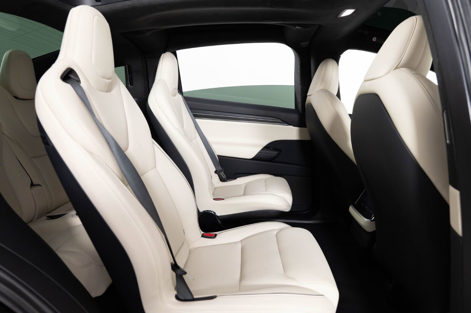 Used 2023 Tesla Model X Plaid image 27