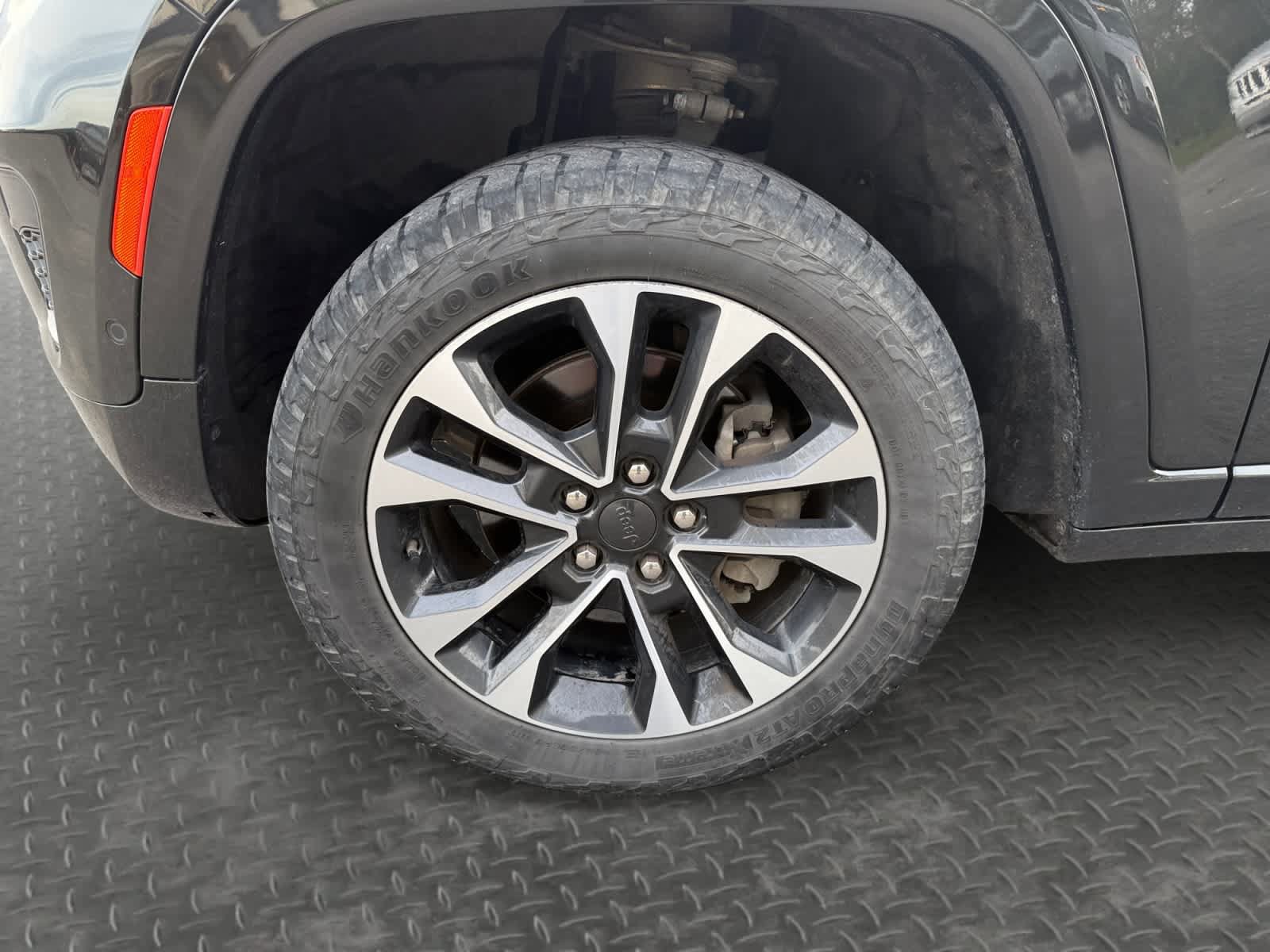 Used 2022 Jeep Grand Cherokee L Overland AWD/4WD image 9