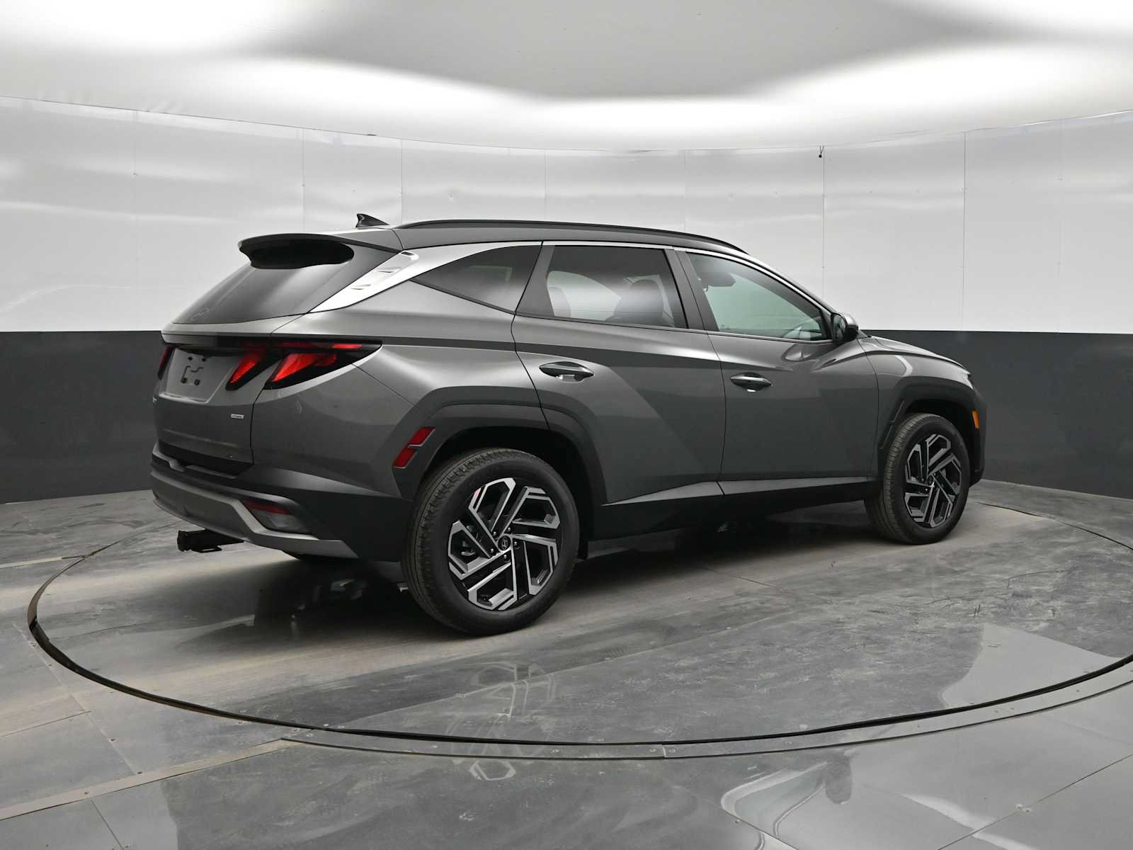 New 2026 Hyundai Tucson SEL Plus w/ Tow & Go Package AWD/4WD image 8