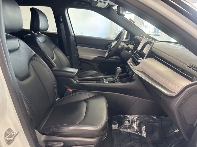 Used 2025 Jeep Compass Limited image 22