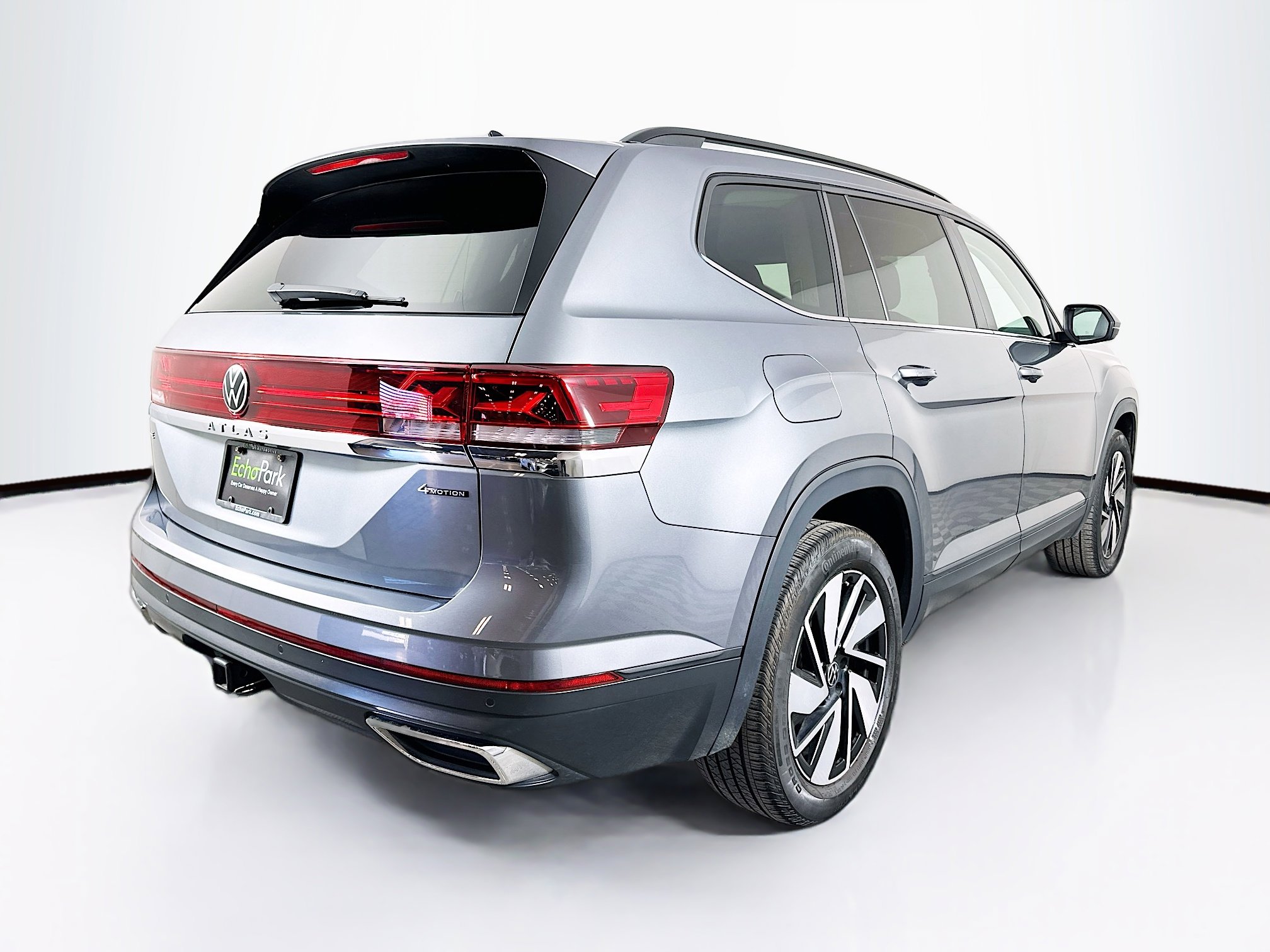 Used 2025 Volkswagen Atlas SE image 9