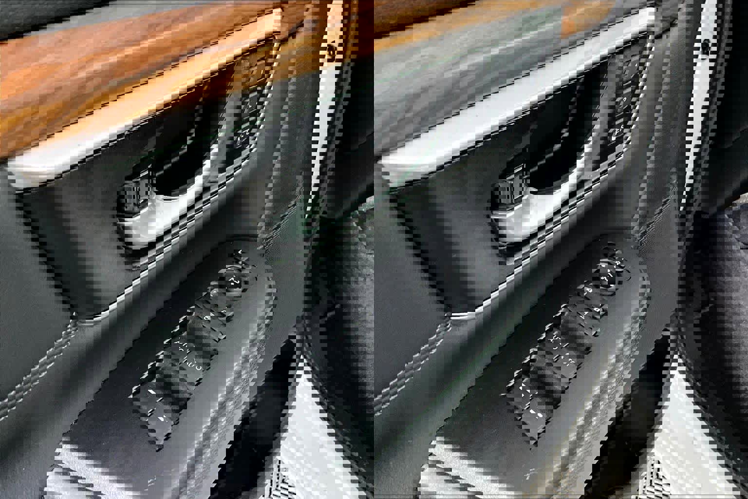 Used 2019 Honda CR-V Touring image 35