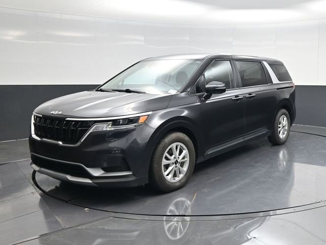 Used 2024 Kia Carnival LX image 7