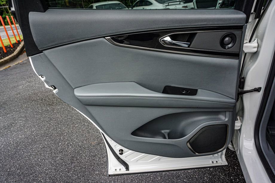 Used 2022 Lincoln Nautilus Reserve w/ Equipment Group 201A image 46