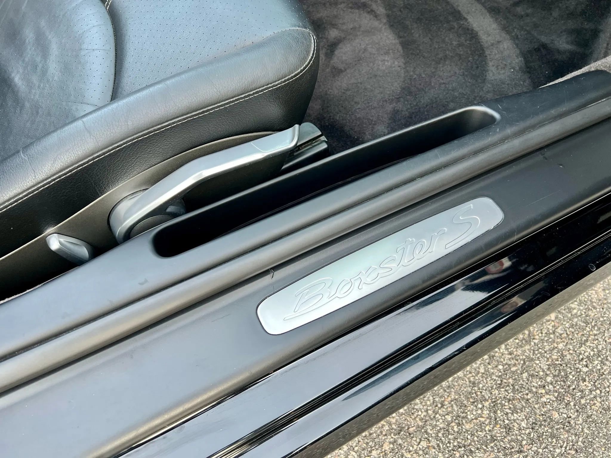 Used 2005 Porsche Boxster S image 40