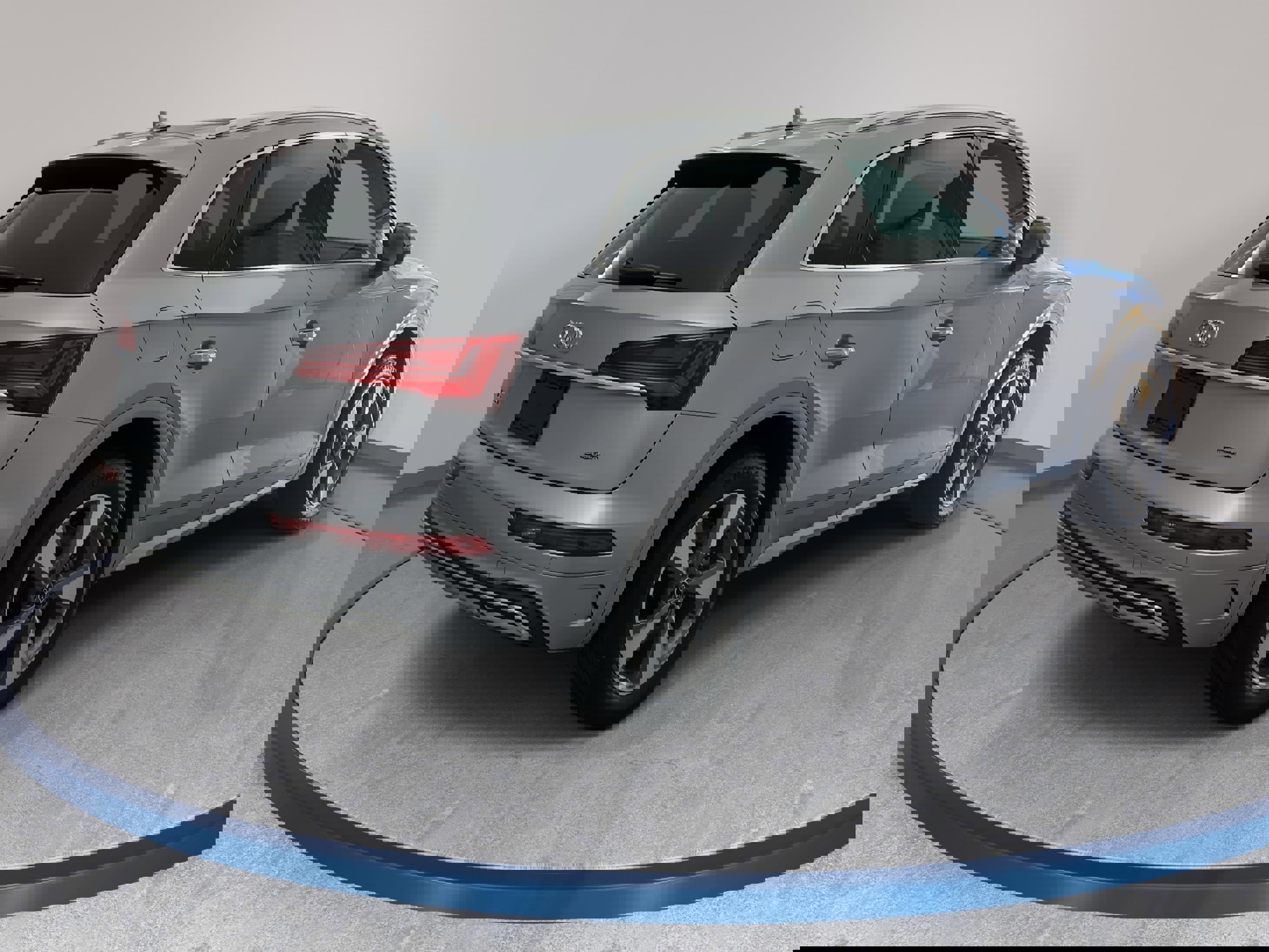 Used 2023 Audi Q5 2.0T Premium w/ Convenience Package image 5