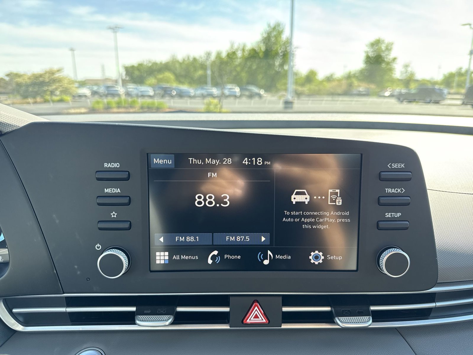 New 2026 Hyundai Elantra Sport FWD image 17