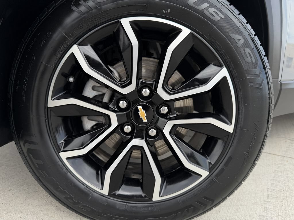 Used 2023 Chevrolet TrailBlazer ACTIV w/ Sun and Liftgate Package AWD/4WD image 9