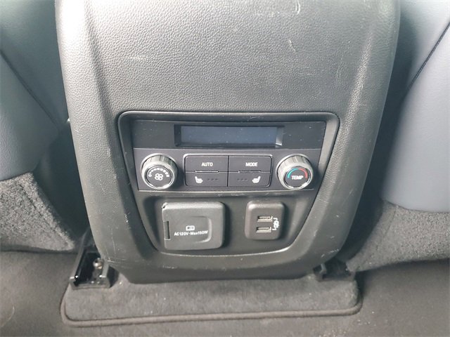 Used 2024 Buick Enclave Premium image 12