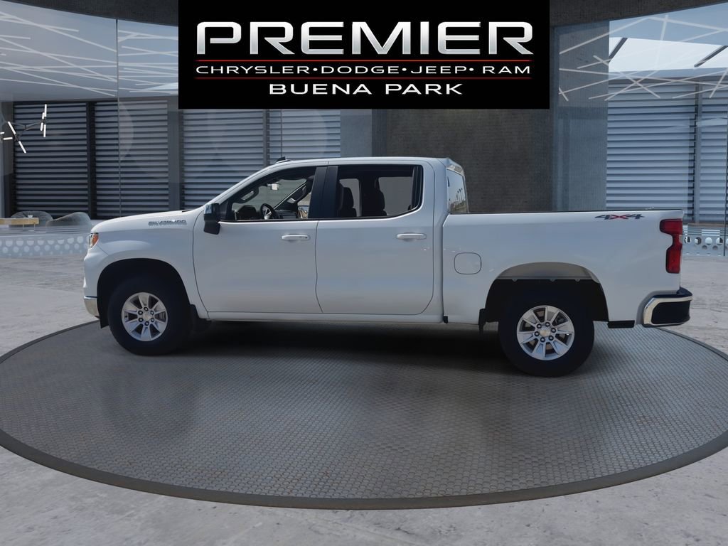 Used 2025 Chevrolet Silverado 1500 LT w/ Work Truck Package AWD/4WD image 5