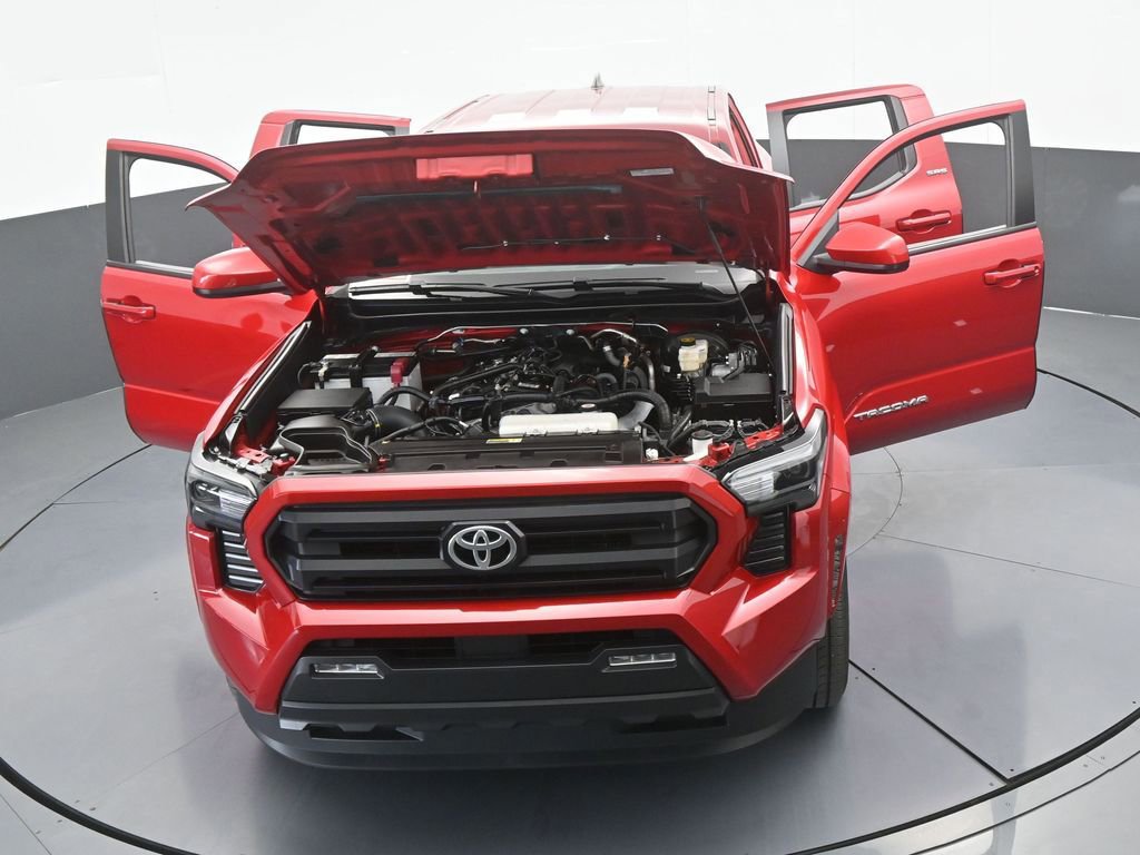 Used 2025 Toyota Tacoma SR5 image 74