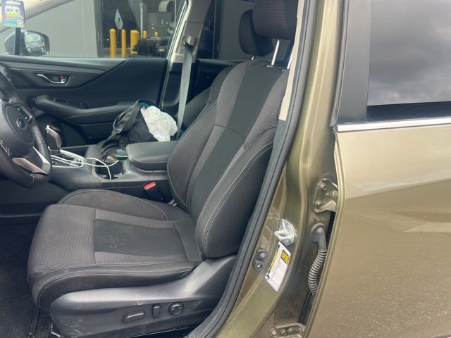 Used 2023 Subaru Outback Premium image 5