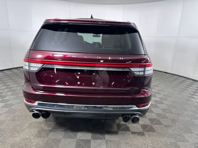 Used 2020 Lincoln Aviator Reserve w/ Equipment Group 202A image 4