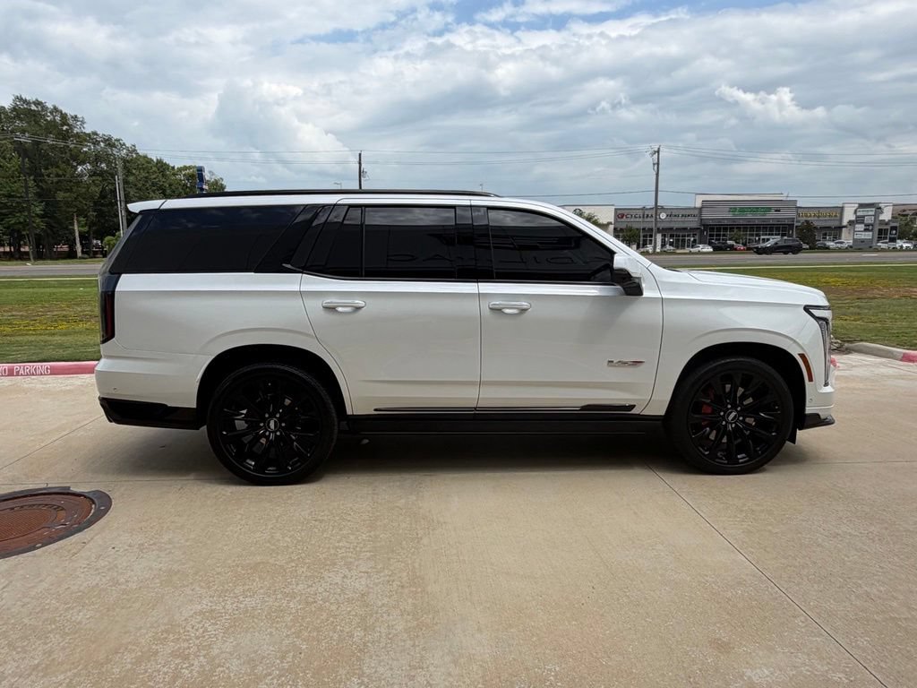 Used 2025 Cadillac Escalade V w/ LPO, Floor Liner Package AWD/4WD image 7