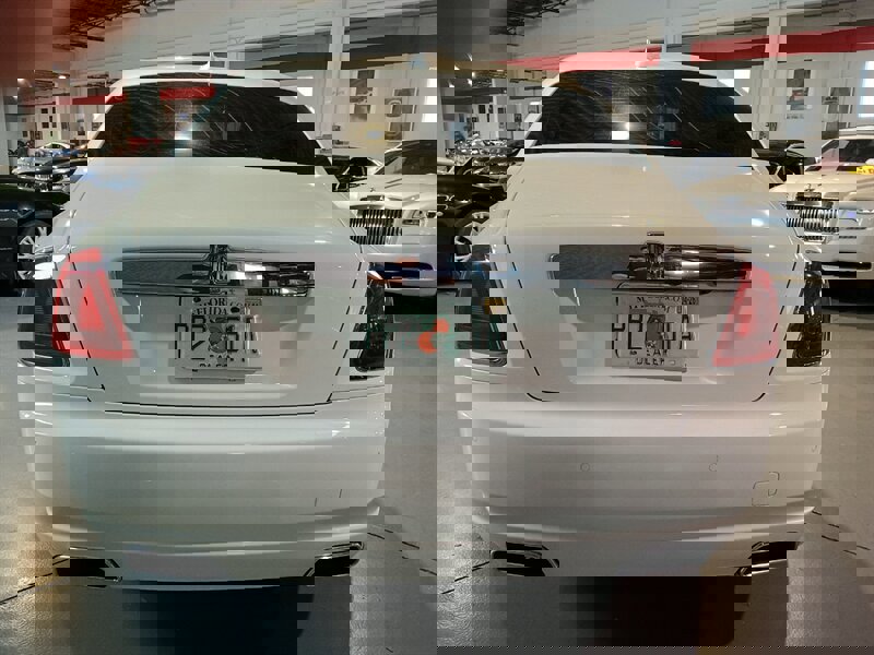 Used 2011 Rolls-Royce Ghost image 4