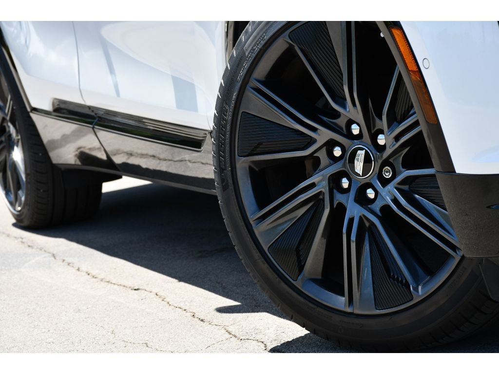 Certified 2024 Cadillac Lyriq Sport w/ LPO, Floor Liner Package AWD/4WD image 11