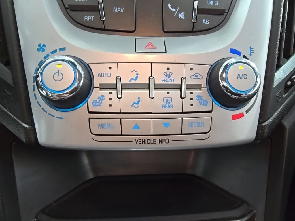 Used 2017 Chevrolet Equinox LT AWD/4WD image 26