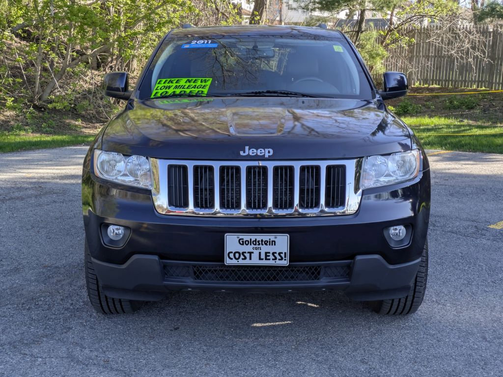 Used 2011 Jeep Grand Cherokee Laredo AWD/4WD image 2