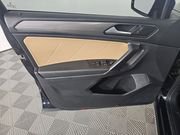 Used 2023 Volkswagen Tiguan SE FWD image 9