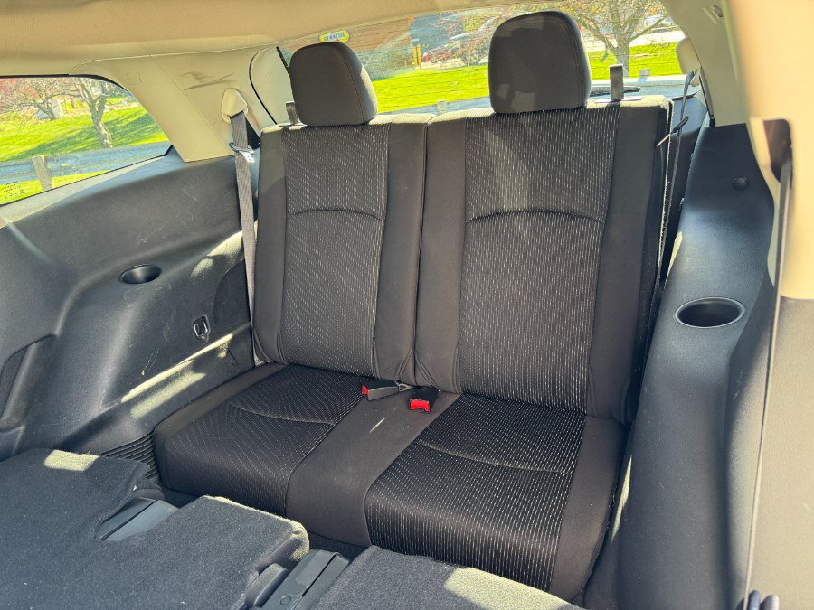 Used 2018 Dodge Journey SXT w/ Blacktop Package FWD image 17