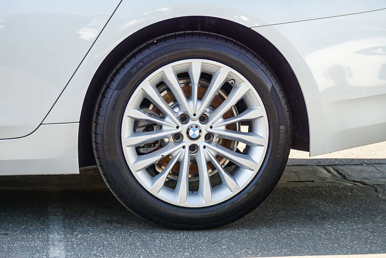 Certified 2023 BMW 530i w/ Premium Package image 10