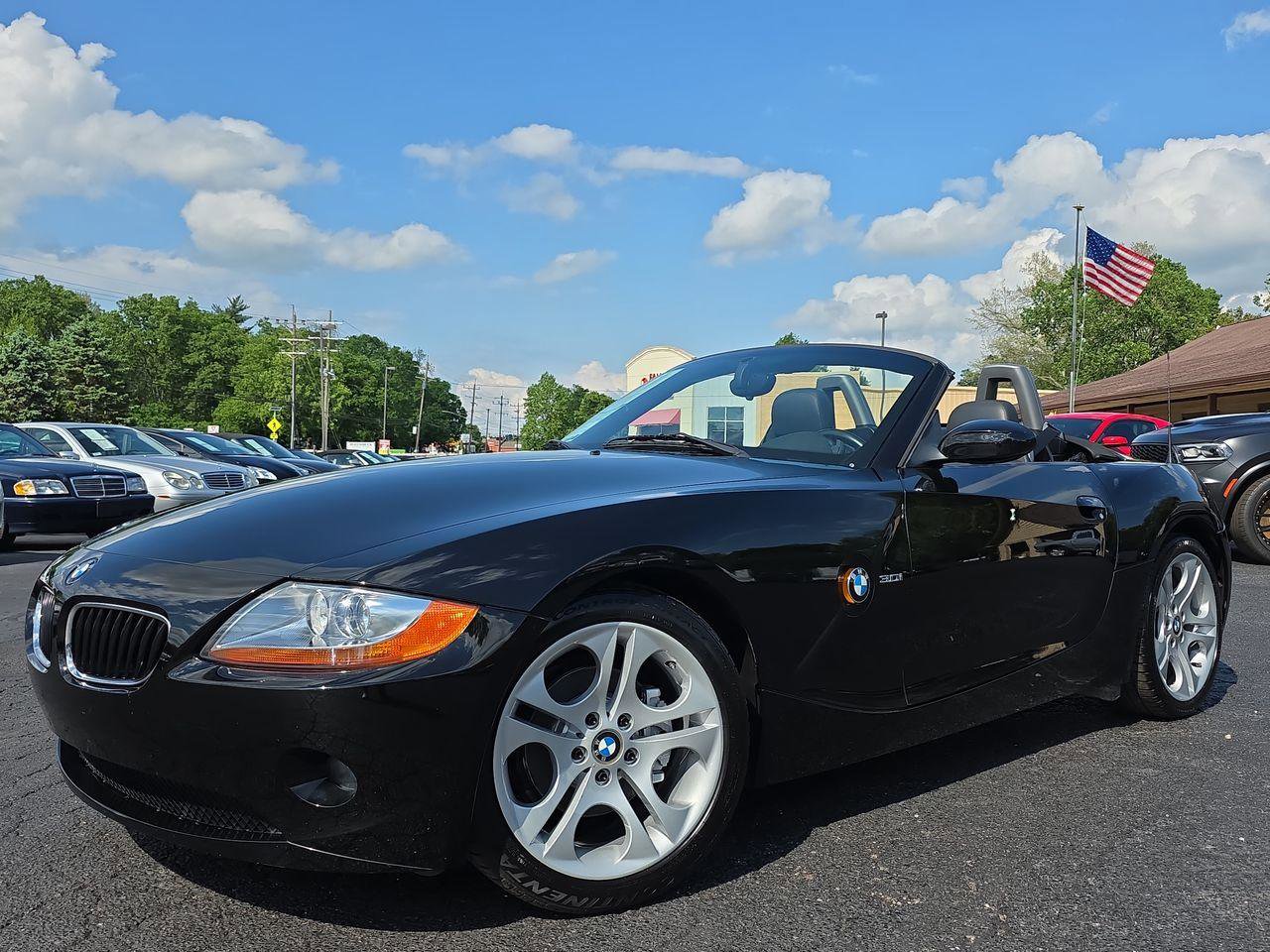 Used 2003 BMW Z4 3.0i RWD image 1