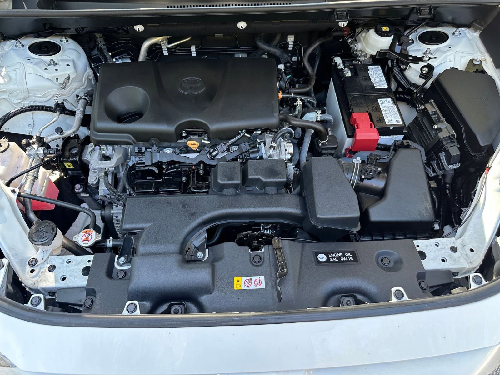 Used 2025 Toyota RAV4 XLE image 25