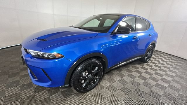Used 2024 Dodge Hornet R/T Plus w/ R/T Blacktop Package AWD/4WD image 6