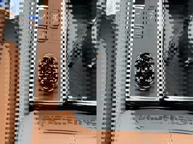 New 2025 Nissan Pathfinder Platinum w/ Cargo Package image 31