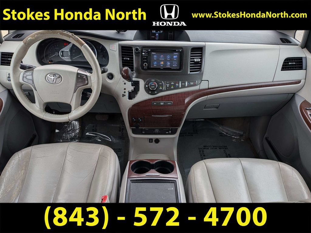 Used 2013 Toyota Sienna XLE w/ Entertainment Pkg AWD/4WD image 24