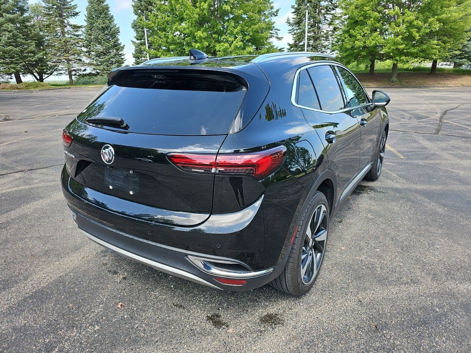 Used 2021 Buick Envision Essence AWD/4WD image 6
