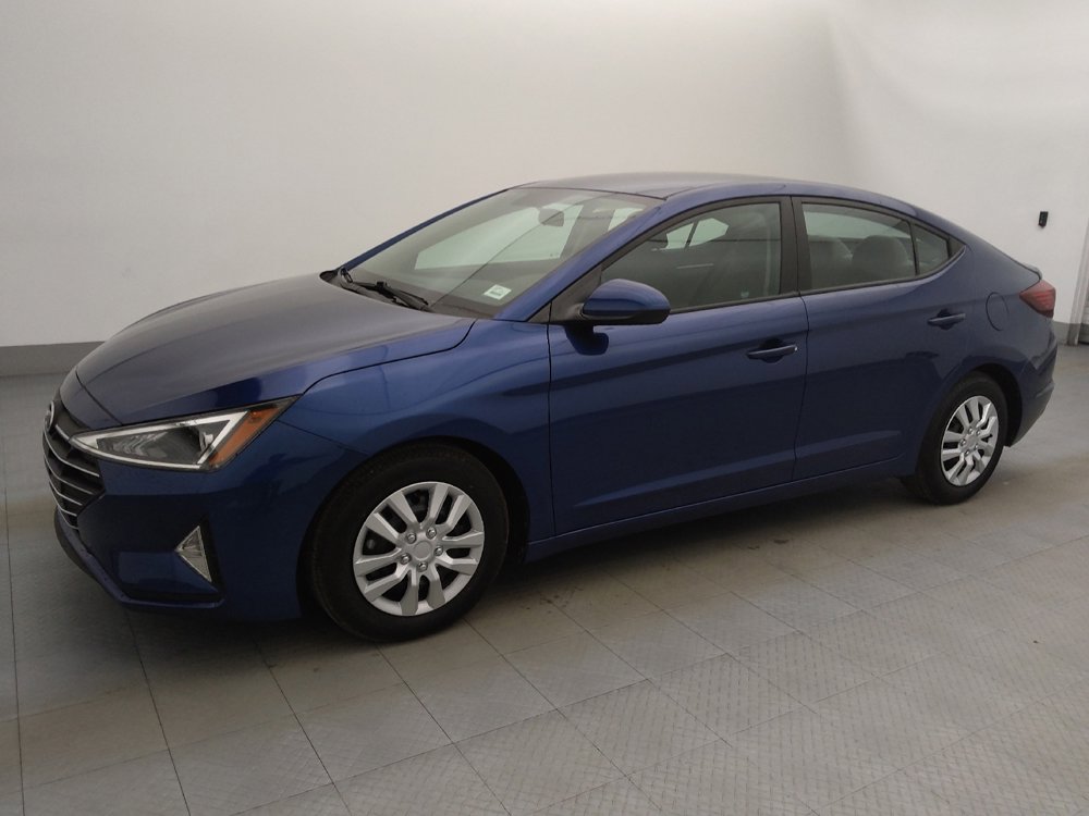 Used 2019 Hyundai Elantra SE image 2