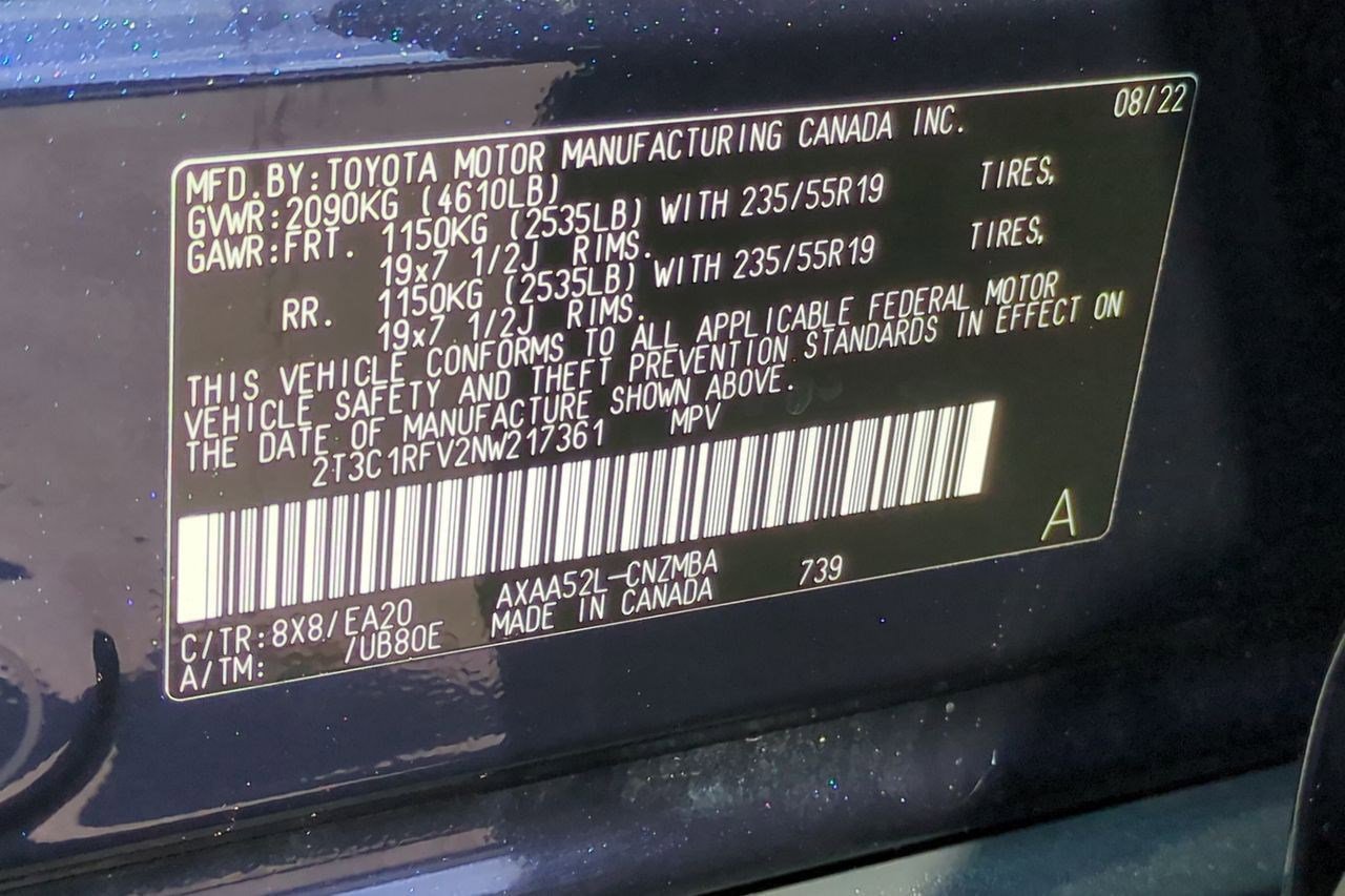 Used 2022 Toyota RAV4 XLE Premium image 28