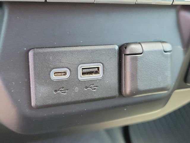 Certified 2022 Chevrolet Silverado 1500 LT image 33