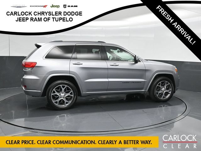 Used 2020 Jeep Grand Cherokee Overland RWD image 4