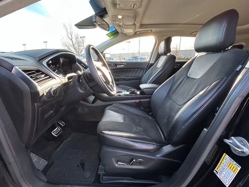 Used 2016 Ford Edge Sport w/ Equipment Group 401A image 14